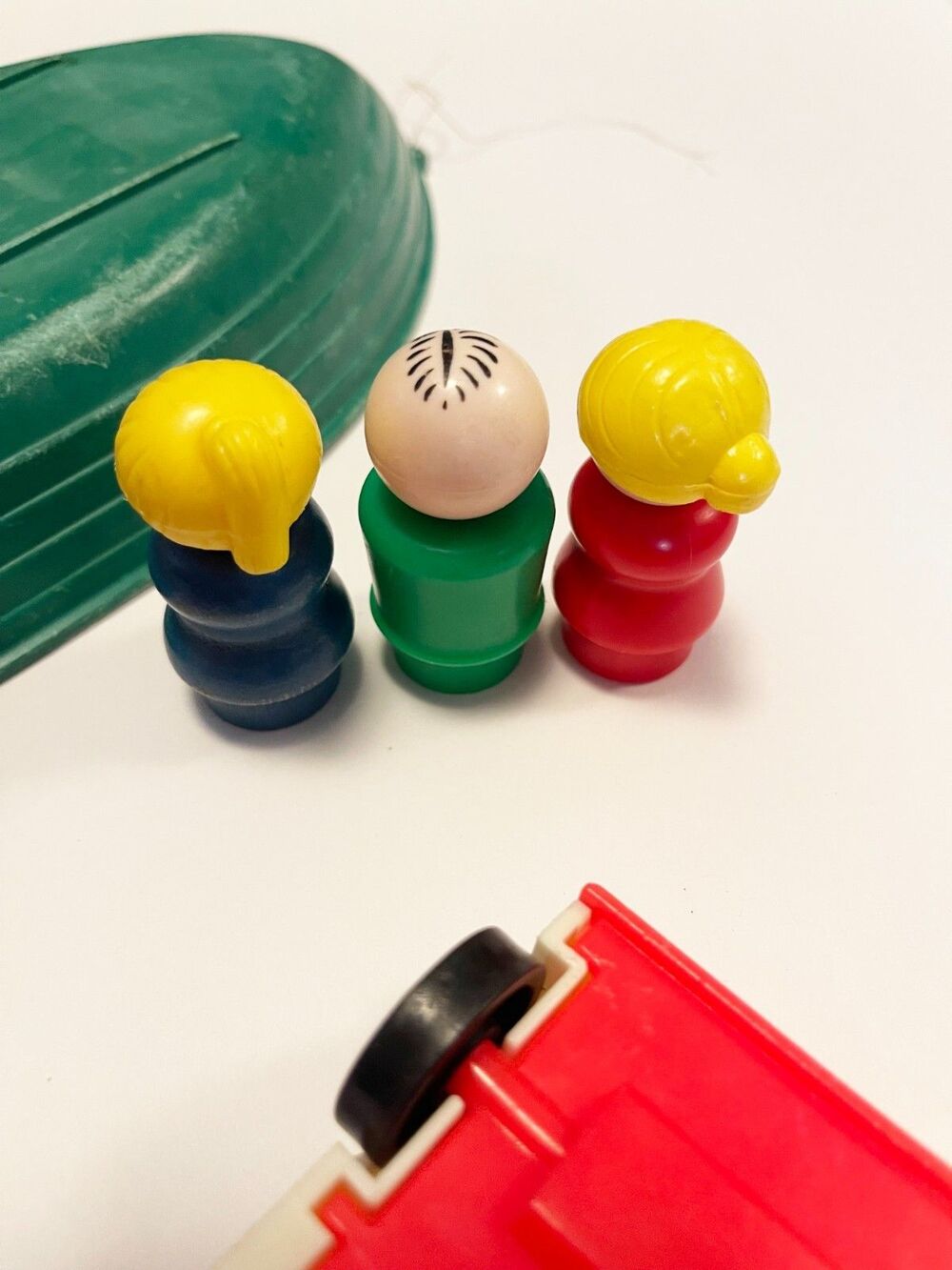 Vintage 1972 Fisher Price Little People Camper Boat Family Accessories Lot - Picture 15 of 16